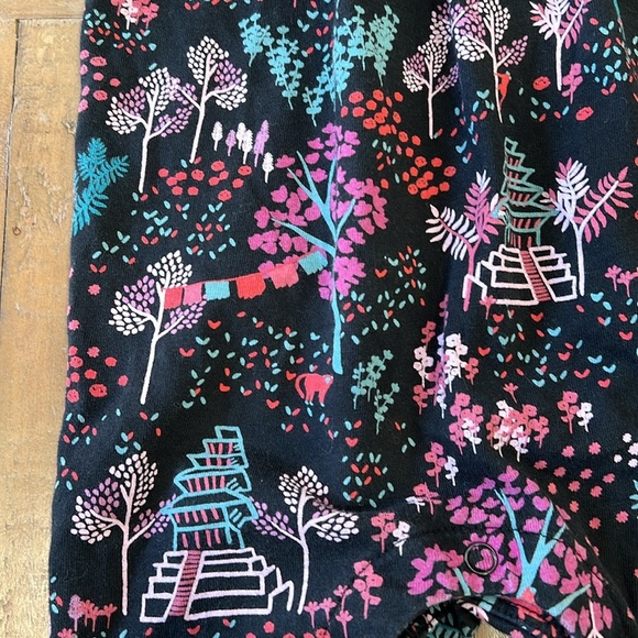 Tea collection black pagoda print romper - Picture 2 of 4